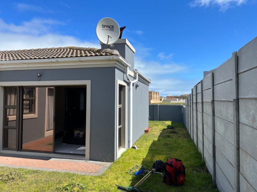 3 Bedroom Property for Sale in Parklands Western Cape